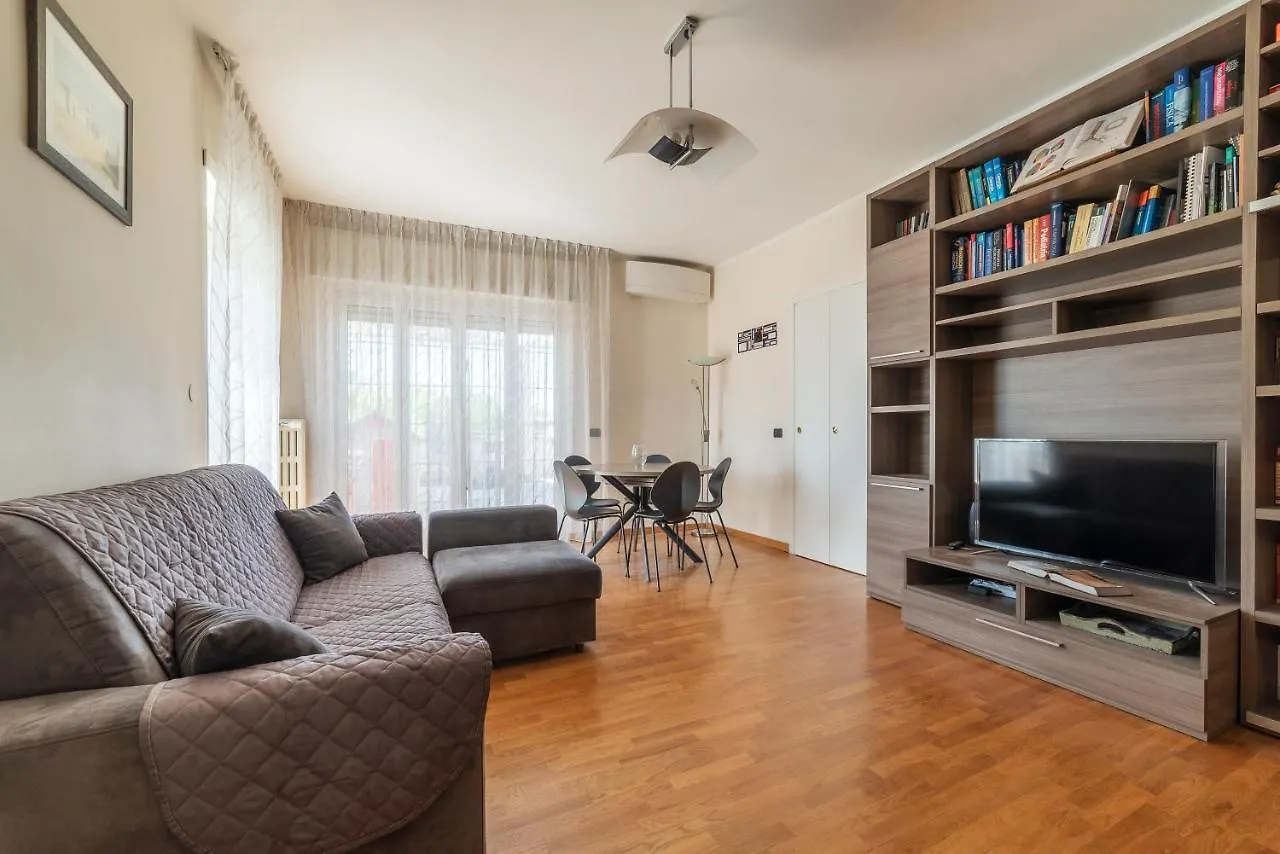 Piazza Bologna Terrace Apartment Rom