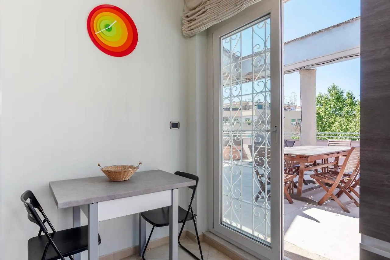 Piazza Bologna Terrace Apartment Rom